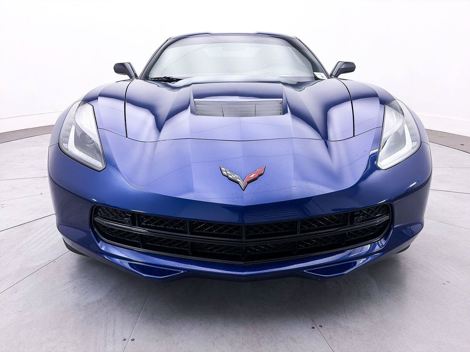 Used 2017 Chevrolet Corvette Stingray Coupe RWD image 14