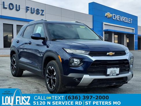 Used 2023 Chevrolet TrailBlazer LT w/ Convenience Package image 1