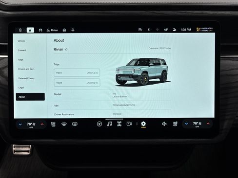 Used 2022 Rivian R1S Launch Edition image 29