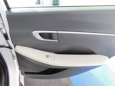 Used 2025 Hyundai Sonata SEL FWD image 30