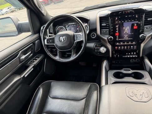 Used 2019 RAM 1500 Laramie AWD/4WD image 23