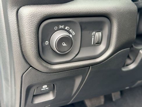 New 2025 RAM 1500 Tradesman image 18