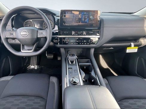 New 2026 Nissan Pathfinder SV image 6