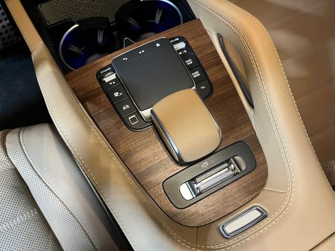 New 2025 Mercedes-Benz GLS 580 4MATIC image 29