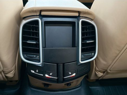 Used 2014 Porsche Cayenne Diesel image 26