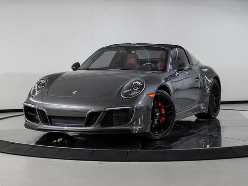Certified 2018 Porsche 911 Targa 4 GTS image 1