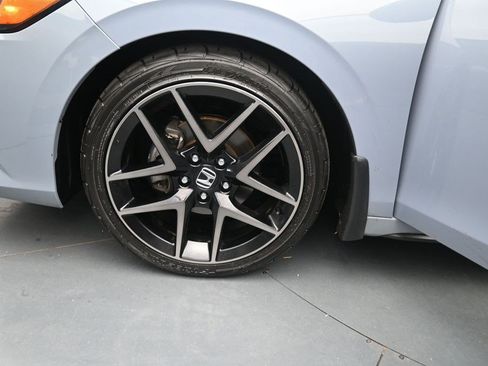 Used 2022 Honda Civic Sport Touring image 11