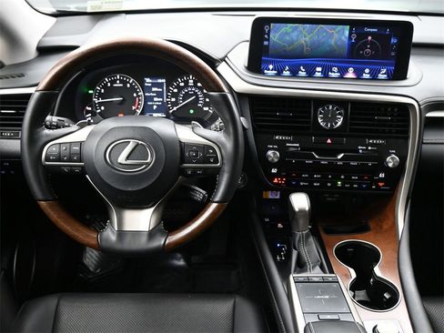 Used 2022 Lexus RX 350L Premium image 7