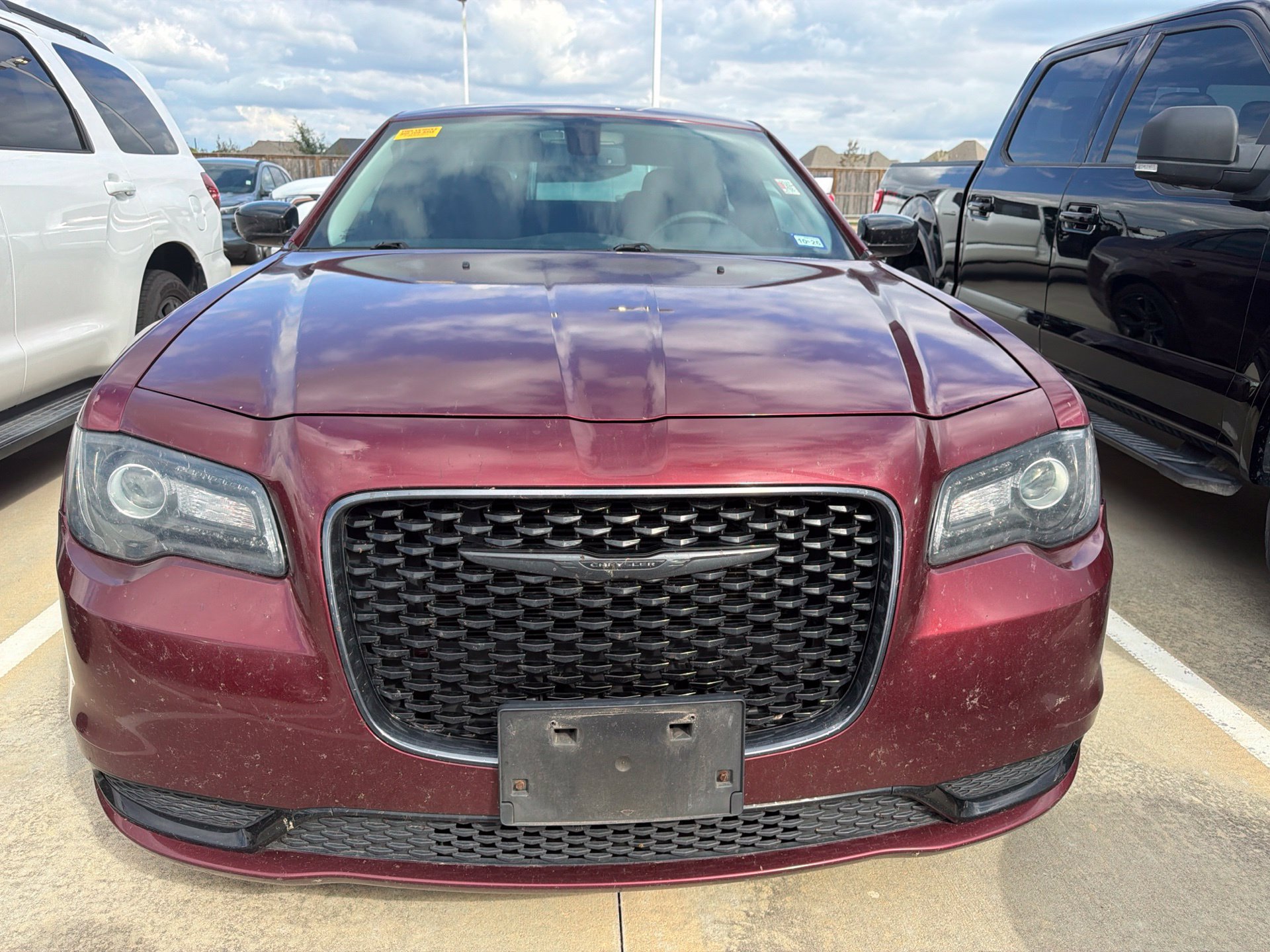 Used 2020 Chrysler 300 Touring w/ Sport Appearance Package RWD image 8