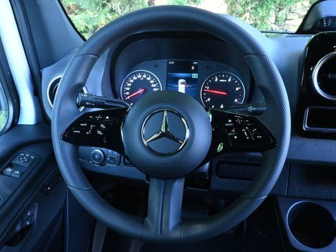 New 2026 Mercedes-Benz Sprinter 2500 image 16