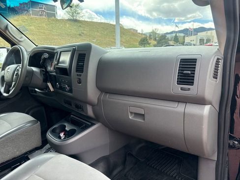 Used 2021 Nissan NV 3500 S image 25