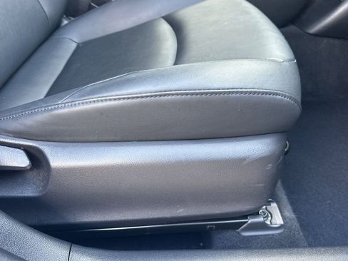 Used 2017 Toyota Prius Prime Advanced FWD image 23