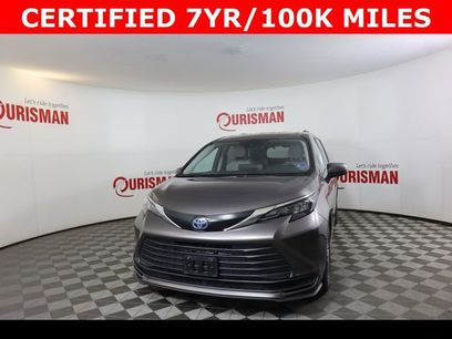 Used 2024 Toyota Sienna LE