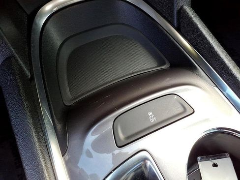 Used 2022 Chevrolet Malibu LT w/ Redline Edition image 30