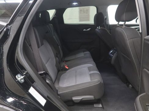 Used 2025 Chevrolet Blazer LT AWD/4WD image 12