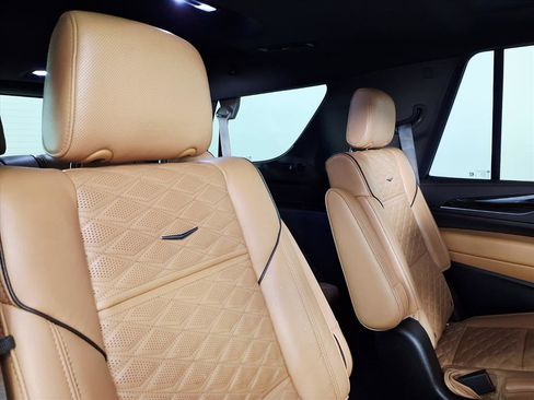 Used 2021 Cadillac Escalade Sport w/ Driver Assist Tech Package image 13