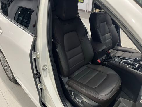 Used 2023 MAZDA CX-5 Signature image 17