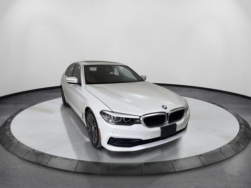 Used 2019 BMW 530i RWD image 3