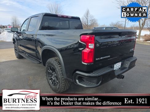 Used 2023 Chevrolet Silverado 1500 ZR2 w/ Technology Package image 23