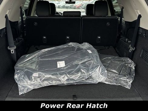 Certified 2025 Nissan Pathfinder SL image 13