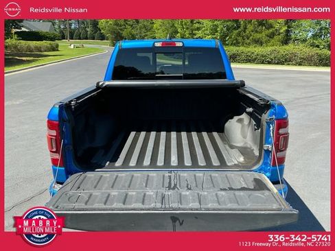 Used 2021 RAM 1500 Laramie w/ Sport Appearance Package AWD/4WD image 17