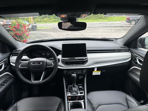 New 2026 Jeep Compass Limited AWD/4WD image 20