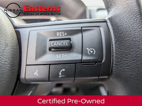 Used 2023 Nissan Rogue S image 47