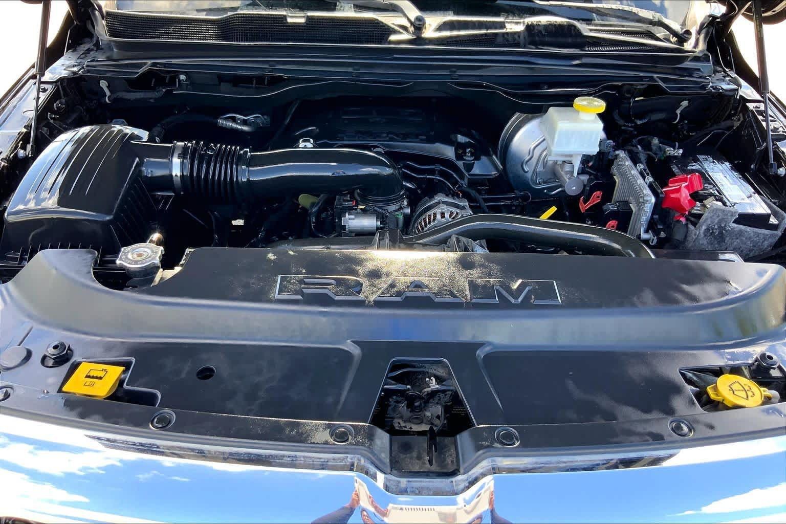 Used 2019 RAM 1500 Big Horn RWD image 31