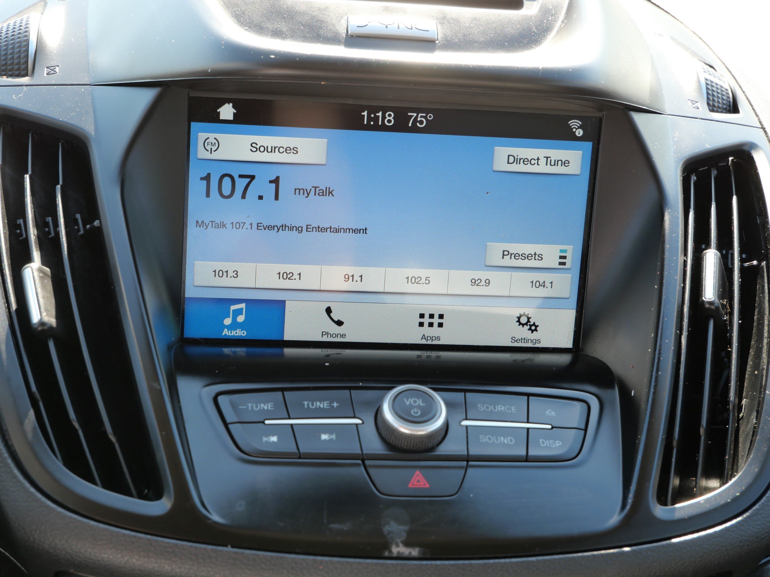 Used 2017 Ford Escape SE w/ Equipment Group 201A AWD/4WD image 22