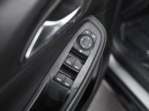 Used 2024 Buick Encore GX Sport Touring image 10