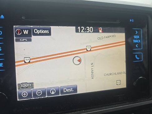 Used 2019 Toyota Tacoma TRD Sport image 19