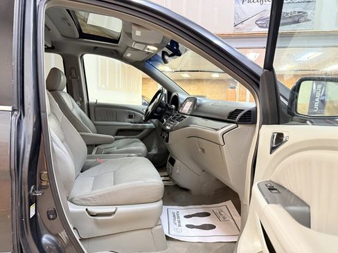 Used 2005 Honda Odyssey Touring image 18