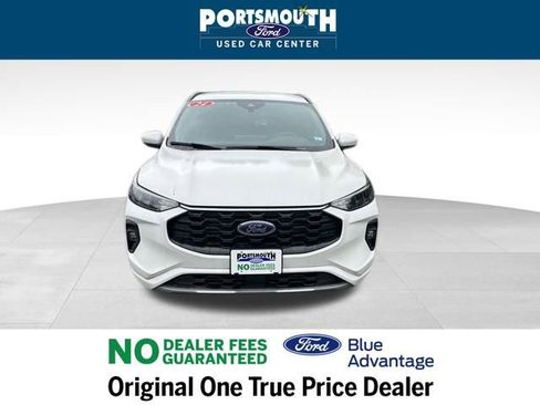Certified 2024 Ford Escape ST-Line Select w/ Tech Pack #1 image 9
