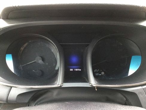 Used 2017 Toyota Avalon XLE image 10