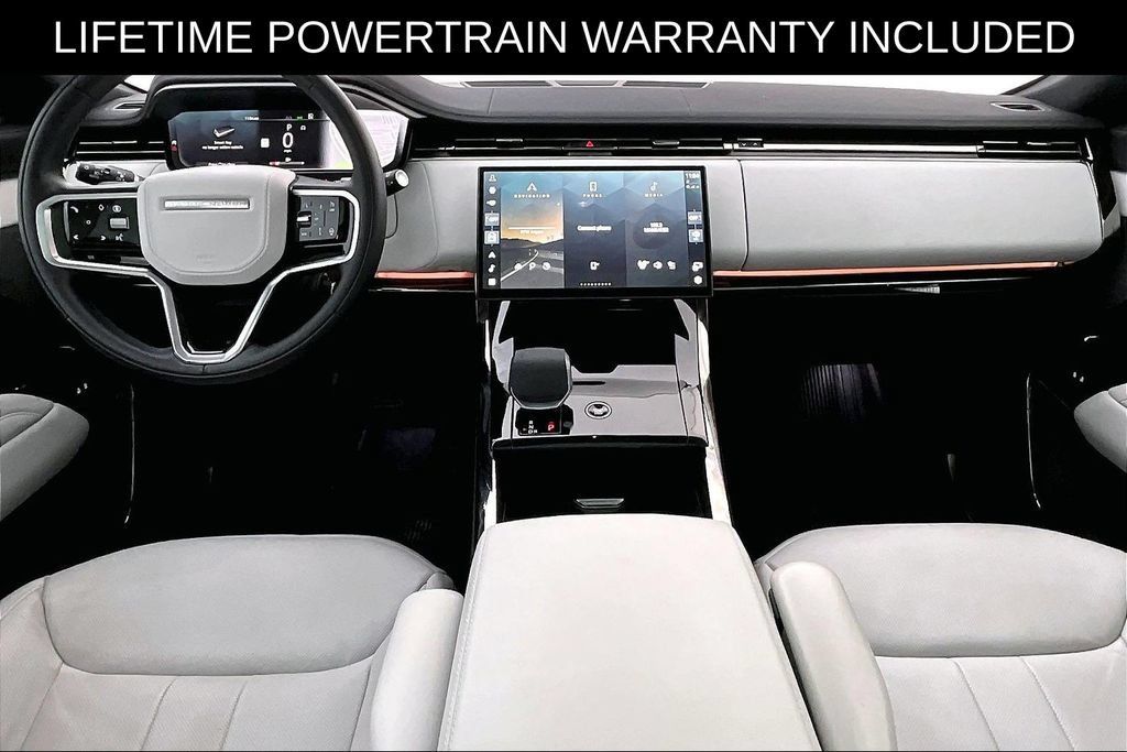 Used 2024 Land Rover Range Rover Sport SE AWD/4WD image 19