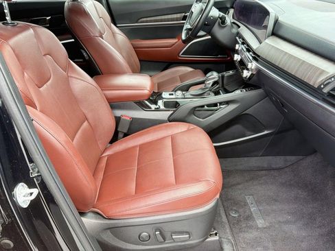 Used 2024 Kia Telluride SX image 29