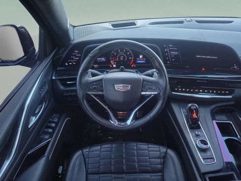 Used 2023 Cadillac Escalade V image 5