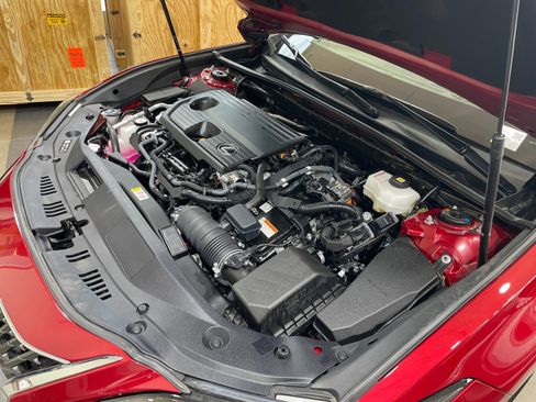 Used 2024 Lexus ES 300h w/ Premium Package image 22