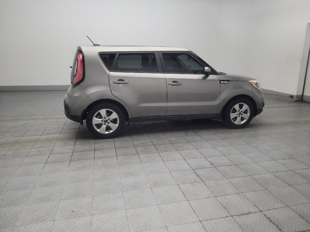 Used 2018 Kia Soul FWD image 10