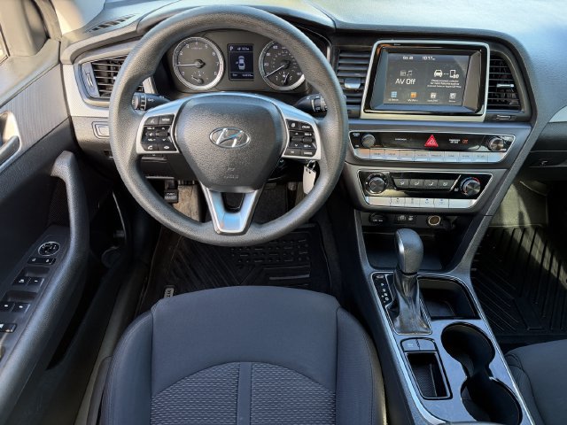 Used 2019 Hyundai Sonata SE FWD image 11
