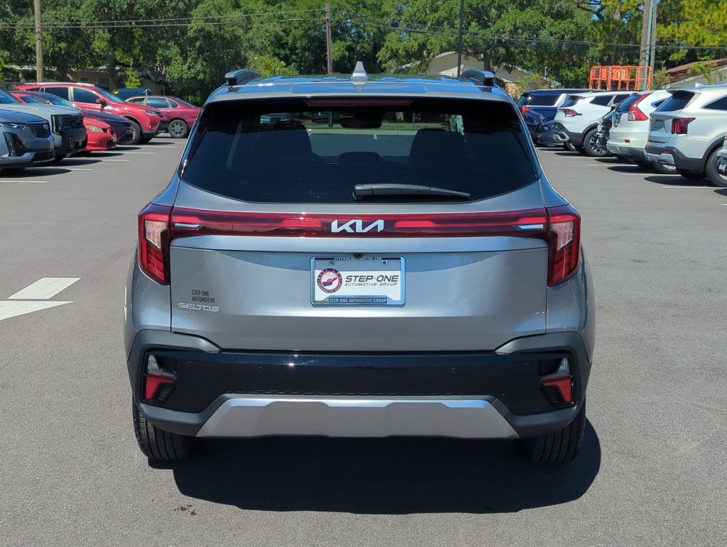 Used 2026 Kia Seltos EX FWD image 6