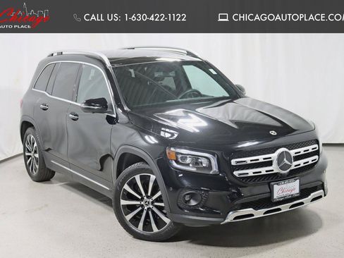 Used 2021 Mercedes-Benz GLB 250 4MATIC w/ Premium Package image 1