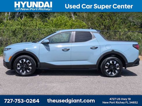 Certified 2026 Hyundai Santa Cruz SE FWD image 2
