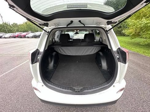 Used 2018 Toyota RAV4 LE w/ All Weather Liner Package AWD/4WD image 10