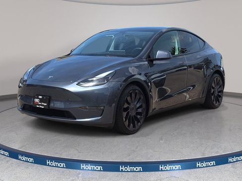 Used 2021 Tesla Model Y Performance AWD/4WD image 1