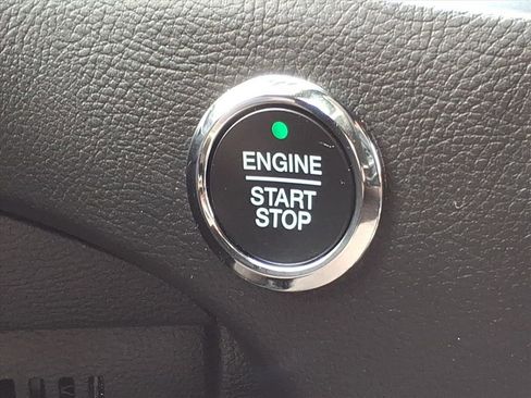 Used 2023 Ford Edge ST image 21