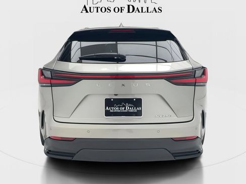 Used 2022 Lexus NX 250 FWD image 9