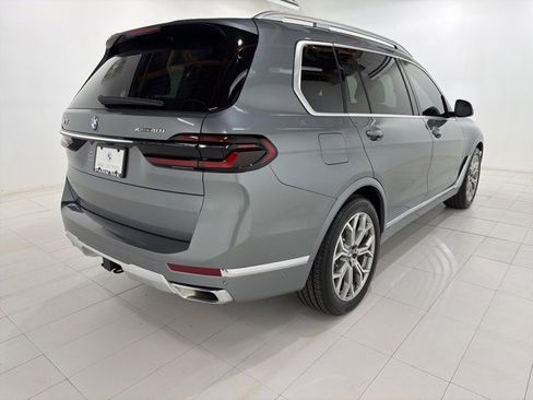 Used 2024 BMW X7 xDrive40i image 5