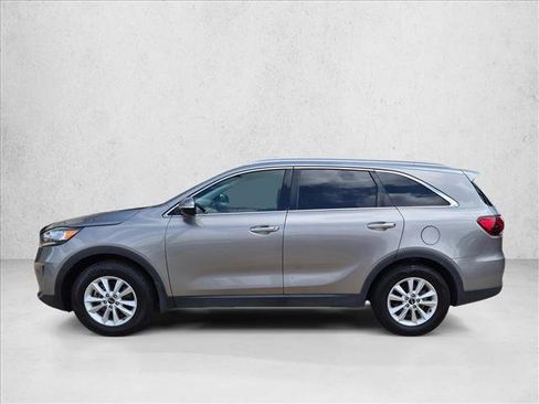 Used 2019 Kia Sorento FWD w/ LX Convenience Package image 8