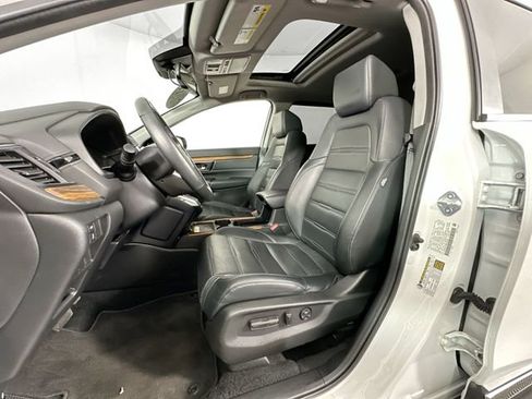 Used 2021 Honda CR-V Touring image 4